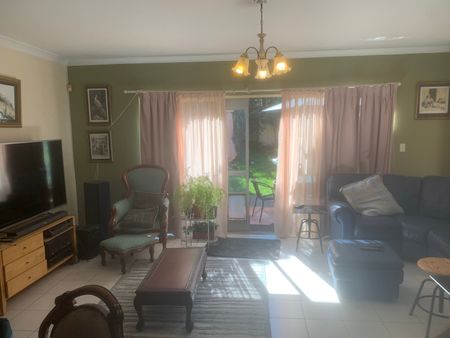 Carlingford - Photo 4