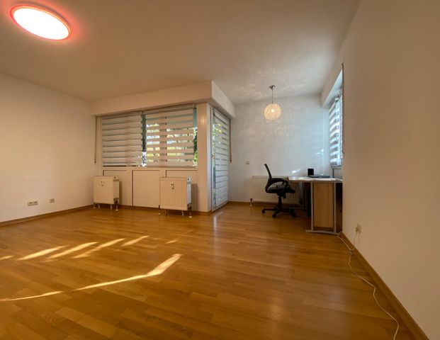 Attraktive 2-Zimmer-Wohnung mit idyllischer Terrasse - Foto 1