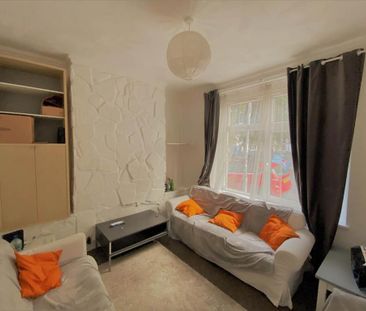 4 bedroom house to rent - Photo 1