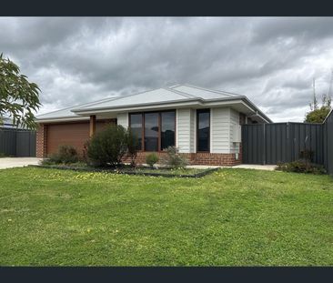 22 Dibbler Street, Thurgoona, NSW 2640 - Photo 2