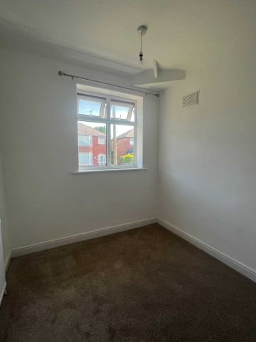 Price £1,250 pcm - Available 01/01/2026 - Unfurnished - Photo 3