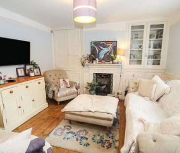 2 bedroom terraced house to rent - Photo 1