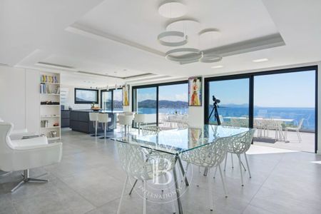 LOCATION SAISONNIÈRE - SAINTE-MAXIME - VUE MER PANORAMIQUE - 6 CHAMBRES - Photo 4