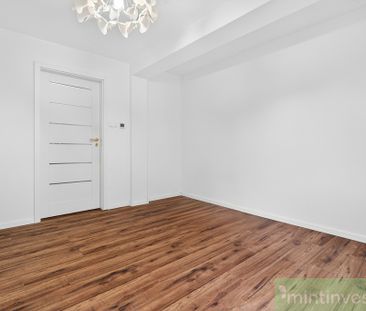 Mieszkanie 2-pok. w dworku! Zielona okolica - Zdjęcie 4