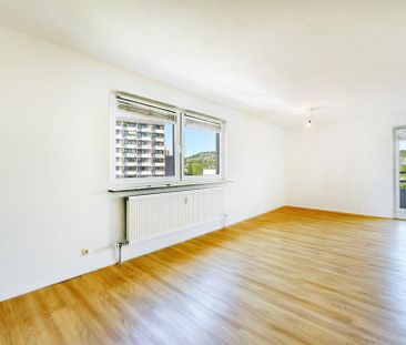 Schöne 2-Zimmer Wohnung mit Weitblick und Balkon - Foto 1