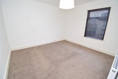 Ledger Lane, Wakefield - Photo 3