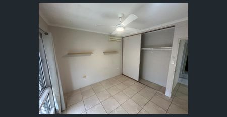 Family Home with Side Access and Shed - Photo 4