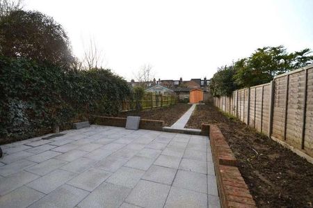 Sandfield Road, St Albans, AL1 - Photo 2