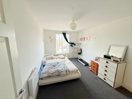 Newton Road, Yeovil, Somerset - Photo 2