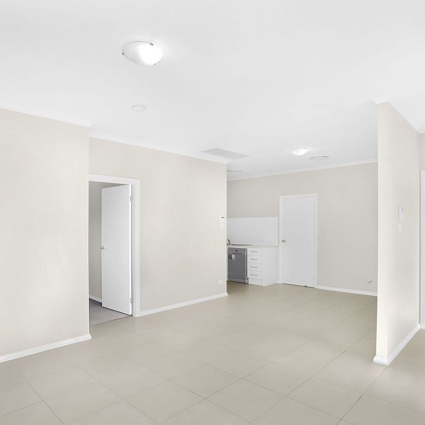 8 Laimbeer Place, Penrith - Photo 1