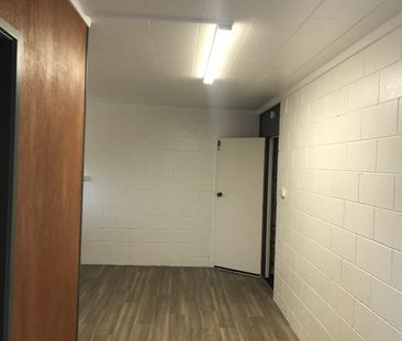 Large home in Kamo West! - Photo 6