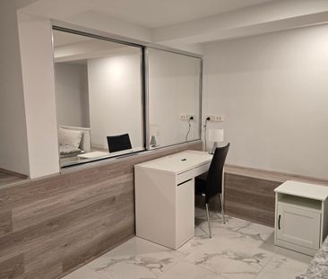 North Perth - Photo 2