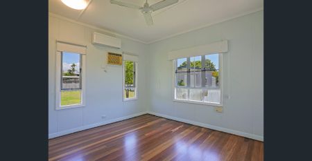 Character home in prime North Ward position - Photo 2