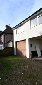 Grove Road, Isleworth - Photo 4