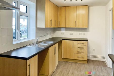 Suffolk Road - Photo 2