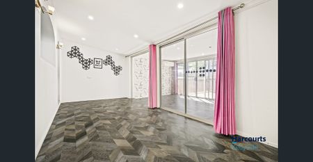 Spacious 4-Bedroom Brick Veneer Home – Best Location!! - Photo 4