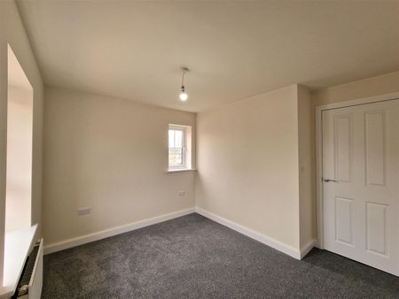 Dionard Drive, LE19, Leicester - Photo 4