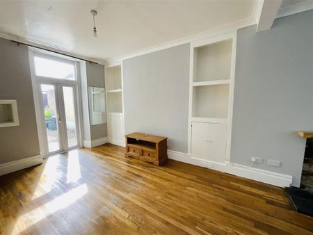 2 bedroom terraced house to rent - Photo 5