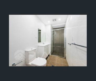 Nearly New 2 bedrooms luxury apartment - Photo 6