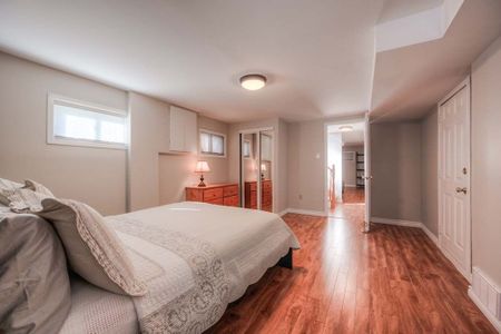 For Lease - 28 Coach Hill Drive, Kitchener, Ontario - Photo 3