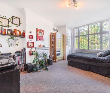 5 bedroom semi-detached house to rent - Photo 1