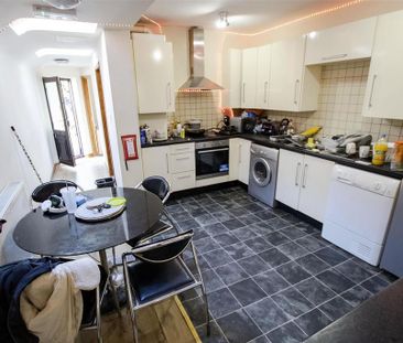 5 bedroom apartment to rent - Photo 6