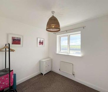 Penmere Drive, Newquay, TR7 - Photo 3