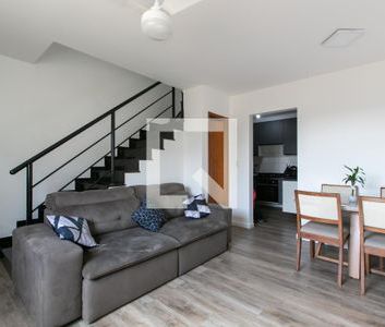 Casa de condomínio para alugar com 77m², 2 quartos e 2 vagas - Foto 2