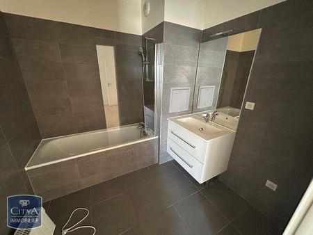Location Appartement 3 pièces 77m² RUEIL MALMAISON 92500 - Photo 4