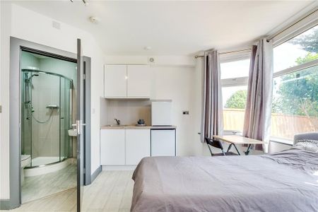 Studio to rent - Photo 3