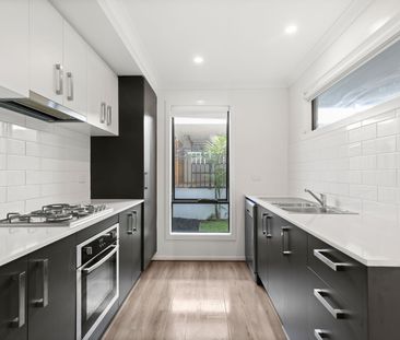 3 Bedroom Spacious Family Home! - Photo 1