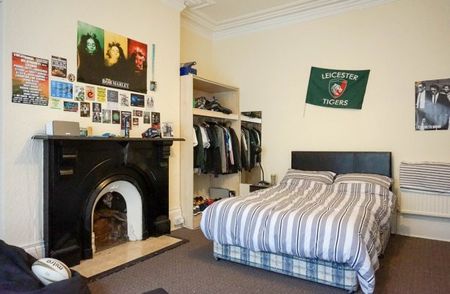 14 Ash Grove, Leeds, LS6 1AY - Photo 4