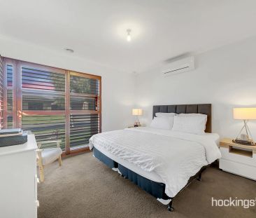 GREAT FAMILY HOME IN WOLLERT - Photo 4