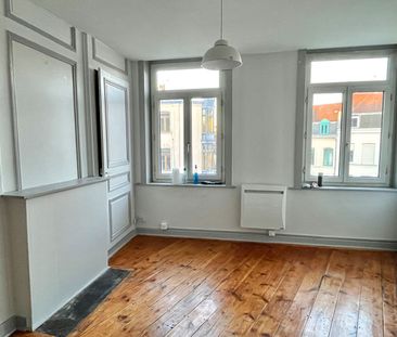 À LOUER – Studio NON MEUBLÉ de 26 m², Rue de Solférino, Lille-Centr... - Photo 1