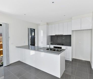 Low Maintenance Living! - Photo 6