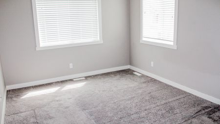 3 Bedroom Townhouse For Rent In Redstone | Pets Negotiable. - Photo 4