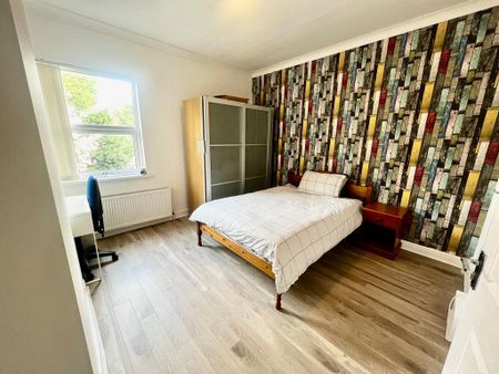 3 bedroom terraced house to rent - Photo 4