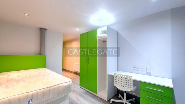 3 bedroom flat share to rent - Photo 1