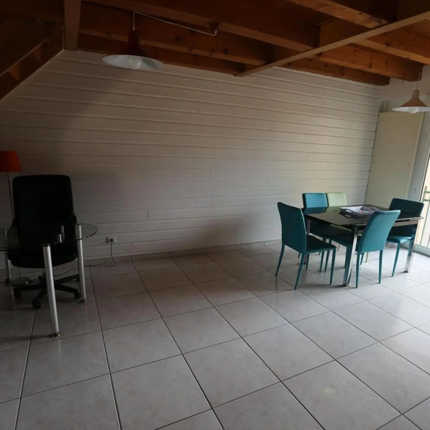 Appartement à louer 2 pièces 57m² - Photo 1