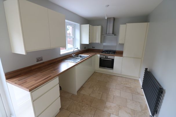 7 Vicarage Mews - Photo 1