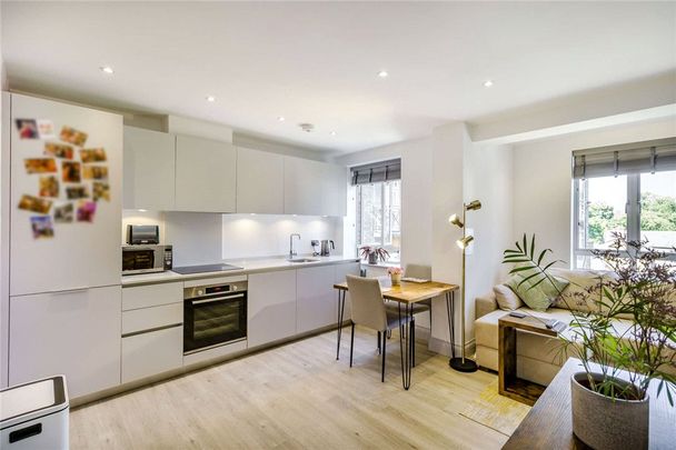 Devonhurst Place, Heathfield Terrace, London, W4 4JD - Photo 1