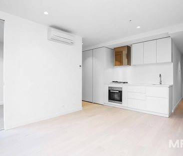 905/135 A'beckett Street, Melbourne - Photo 5