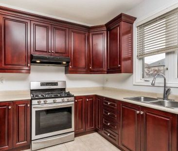 For Lease - 36 Wikander Way, Brampton, Ontario - Photo 3