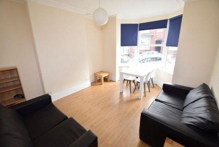 4 bedroom house share to rent - Photo 2