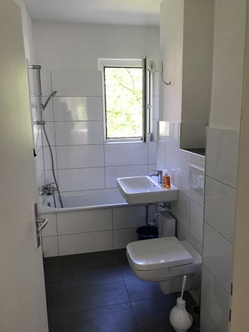 47110/101 Renovierte 2-Zimmer-Wohnung in Mörsenbroich - Photo 2