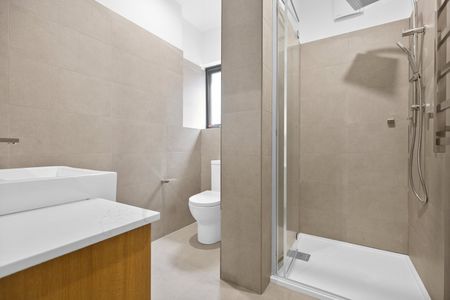 2/31 Peel Street, Kew VIC 3101 - Photo 5