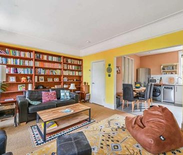 Brockwell Park Gardens, Poet's Corner, SE24 - Photo 2