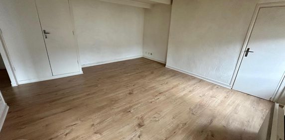 Location Appartement 2 pièces 41m² CLERMONT FERRAND 63000 - Photo 2