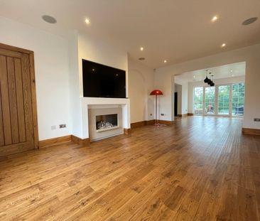 4 bedroom detached house to rent - Photo 5