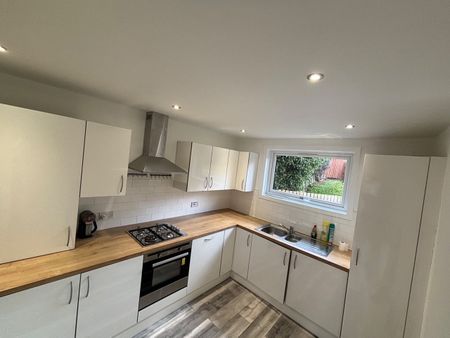 2 Bed Flat, Redford Road, EH13 - Photo 4